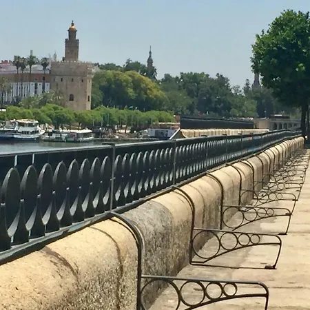 Apartamento Betis a la Orilla del Guadalquivir&Vistas a la Giralda Sevilla Exterior foto